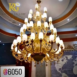 لوستر طلایی حباب دار طبقاتی سبک مورانو ( 42 شاخه)