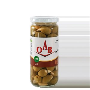 زیتون شور با مغز بادام درختی ۵۰۰ گرمی