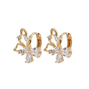 گوشواره ژوپینگ طرح پروانه نگین دار فانتزی