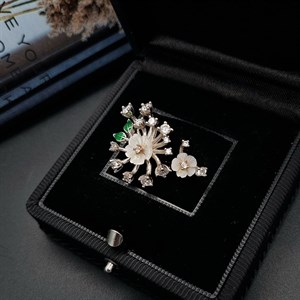 انگشتر نقره زنانه با گل صدف طبیعی و عیار 925 در رخسار سیلور 