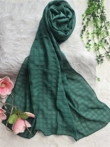 شال مهلقا نخ حریر درجه یک خنک و تابستونی در رنگبندی زیبا 🎀 🎀 کد ۱۳۰۹۵ ستشو