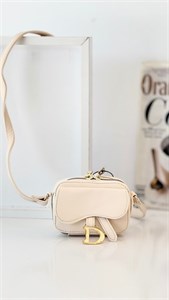 کیف مینی۱۴۶۶ کیفیت عالی با ضمانت برای دختر خانم های با سلیقتون😍ویدا