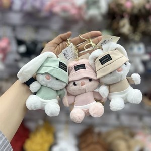 آویز بانی کلاه دار
