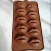 قالب سیلیکونی شکلات طرح لب اوریگامی