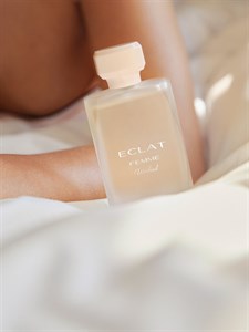عطر زنانه اکلت فمه ویکند