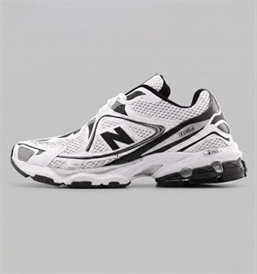 کفش مردانه اسپرت چرم مصنوعی سفید مشکی New Balance مدل 50722