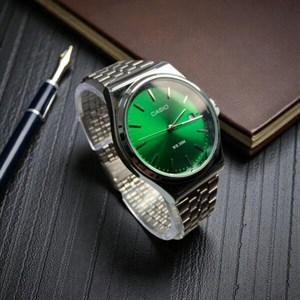 ساعت کاسیو صفحه سبز  CASIO 4393