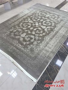 فرش دودی گل برجسته هفتصد شانه گل برجسته طرح آلما