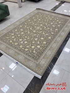 فرش طلاکوب گلبرجسته طرح افشان صدف دودی 700 شانه