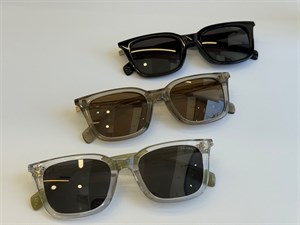 عینک آفتابی پرادا مدل r2807