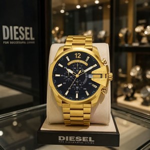 ساعت مچی مردانه کرنوگراف دیزل شاخدار DIESEL موتور ژاپن طلایی مشکی