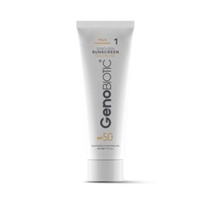 ضد آفتاب بی رنگ ژنوبایوتیک مدل Sunogen با SPF 50 مناسب پوست چرب و مختلط حجم 50 میلیلیتر