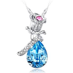 BLISS TOWN Love Actually Flower Crystal Necklace ♥Gifts for Women♥, Made with Austrian Crystal - Gift Packaging 