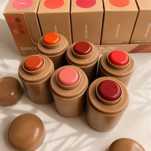 رژگونه طرح رود برند اسنس