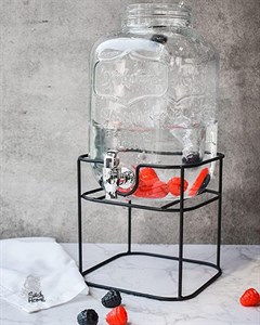 کلمن شیشه ای پذیرایی شیر دار ظرفیت 4 لیتر همراه با پایه مدل GLASS BEVERGE