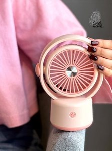 پنکه رومیزی شارژی پایه‌دار مدل DD8072 سبک و کاربردی برای خانه، محل کار و سفر