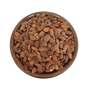 مغز بادام بوداده نمکی