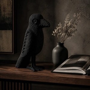 مجسمه کلاغ باستانی – مدل Raven Button