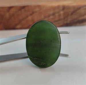 نگین یشم هندی طبیعی زیبا ۸ گرم
