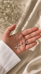 ست گوشواره و گردنبند دم وال