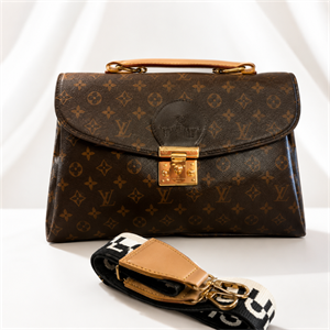 کیف دستی زنانه لویی ویتون (Louis Vuitton) مدل مونوگرام کلاسیک – رنگ قهوه‌ای