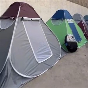 چادر مسافرتی ضد آب 12 نفره جنس برزنتی  برنو (اقتصادی)