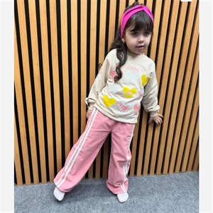 ست بلوز و شلوار دخترانه مخمل طرح کیتی رنگ صورتی کرم