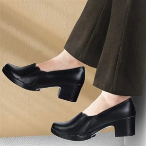 کفش طبی زنانه پاشنه دار مدل هلالی کد 0037