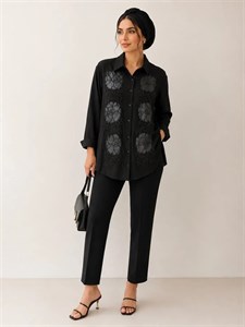 شومیز مشکی گل چرم Saloon