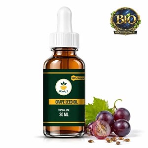 روغن هسته انگور برای رفع سیاهی دور چشم
