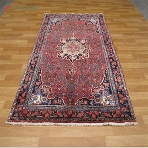 قالیچه دستبافت بیجار کد 39132 نقشه زمینه بی نظیر با تقارن رنگ، 60 ساله و آنتیک