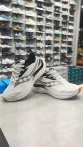 کتونی ساکونی(Saucony Endorphin Speed 4 )