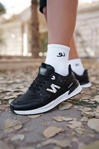 کتونی نیوبالانس NB95 مشکیNew Balance NB95 Black