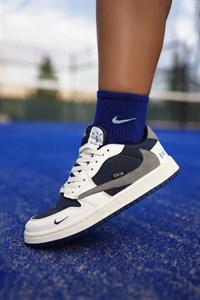 کتونی نایک ایر جردن 1 تراویس دیور کرم سرمه‌ایNike Air Jordan 1 Travis Dior Cream Navy
