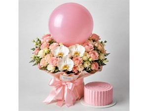 باکس گل و کیک برای مهمانی خانگی | هدیه‌ای شیک و کامل برای دورهمی‌های صمیمی