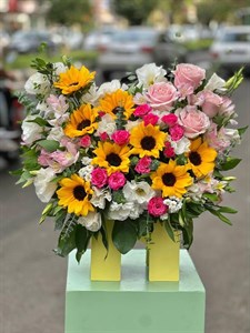 باکس گل sunflower 7957