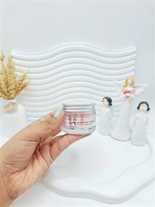 کرم کاسه ای سفید کننده و مرطوب کننده یارا