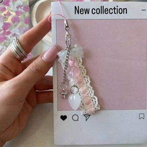آویز پیشی کیوت صورتی