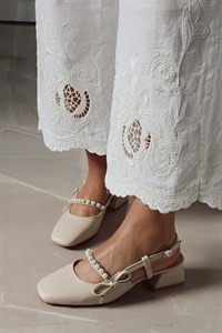 کفش C زنانه پاشنه بلند بژ