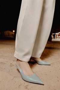 موکاسن چرم مخمل بندی Zara