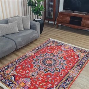 فرشینه مخمل کیفیت هایژنیک گوشتی A طرح گل سرخی U484 (پس کرایه) - پادری 50 در 80 سانت - سایز: پادری 50 در 80 سانت