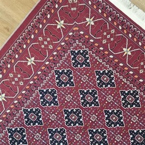 فرشینه مخمل کیفیت هایژنیک گوشتی A طرح سعودی A125(پس کرایه) - پادری 50 در 80 سانت - سایز: پادری 50 در 80 سانت