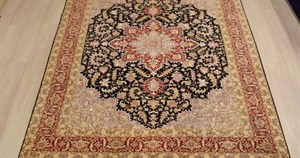 فرش دستباف 6 متری طرح هریس مشکی تبریز