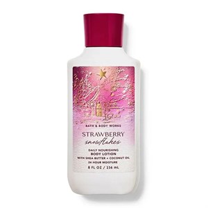 لوسیون بدن بث اند بادی Bath & Body Strawberry Snowflakes حجم 236 میل