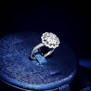 انگشتر نقره زنانه ۳۸۹/۴۰ 