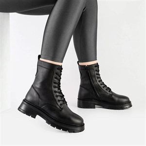 بوت و نیم بوت زنانه و دخترانه مدل بندی بغل زیپ برشکا BERESHKA رنگ مشکی کد A508
