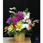 باکس گل بژ لیلیوم آنتریوم ارکید رز و گلهای تزئینی زیبا
