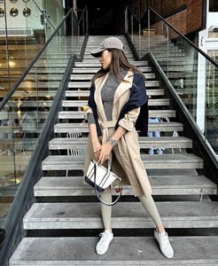ترنچ کت بژ Stradivarius 221