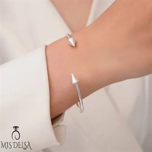 دستبند النگویی طرح نیزه ysx