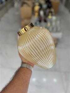 گلدان دکوری مدل ژیوار رنگ عسلی